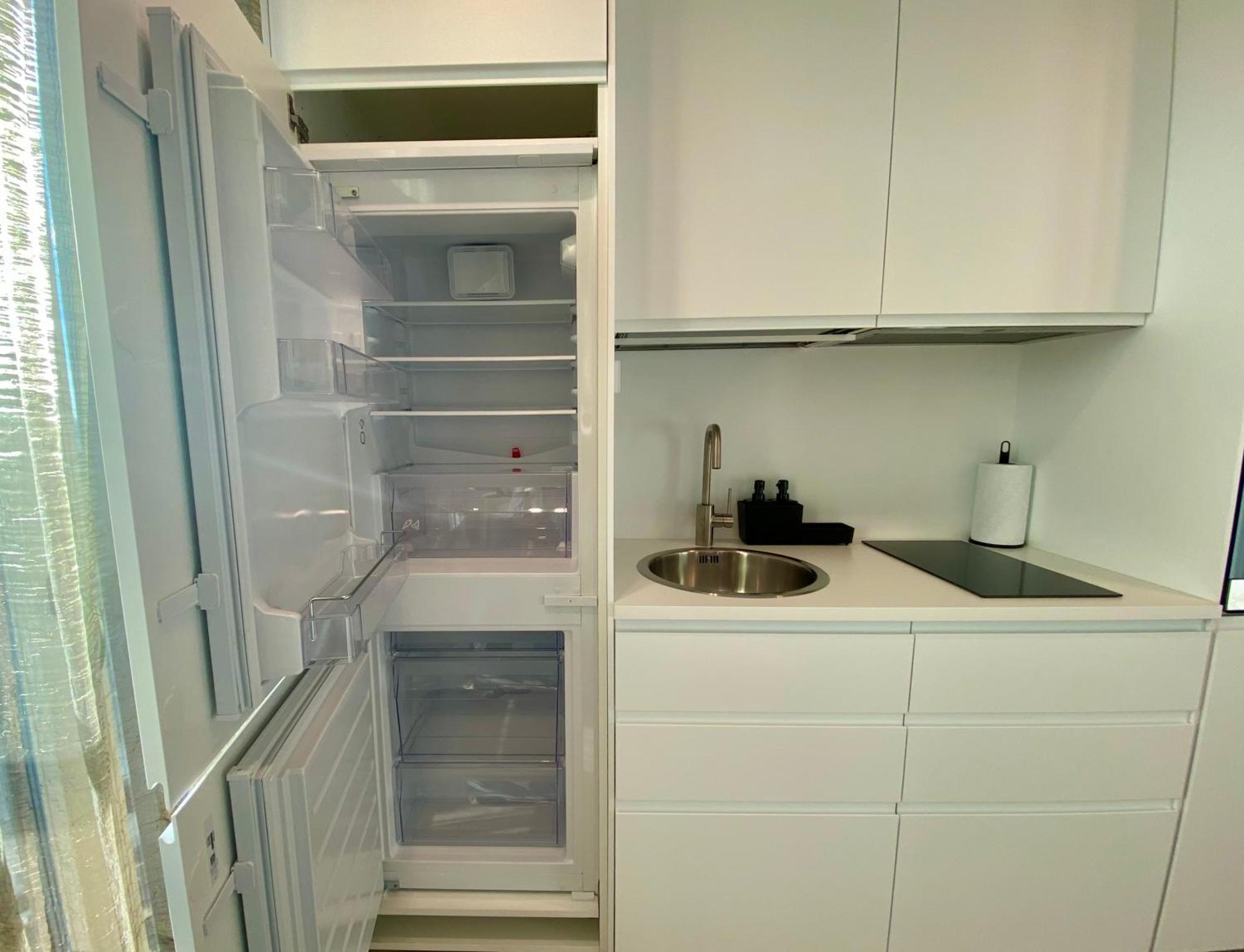 Vektor Premium With Rooftop Garden & Free Parking Apartment
